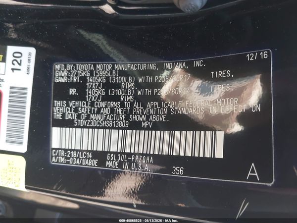 2017 TOYOTA SIENNA XLE 8 PASSENGER — I9