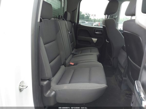 2015 CHEVROLET SILVERADO 1500 LT — I8