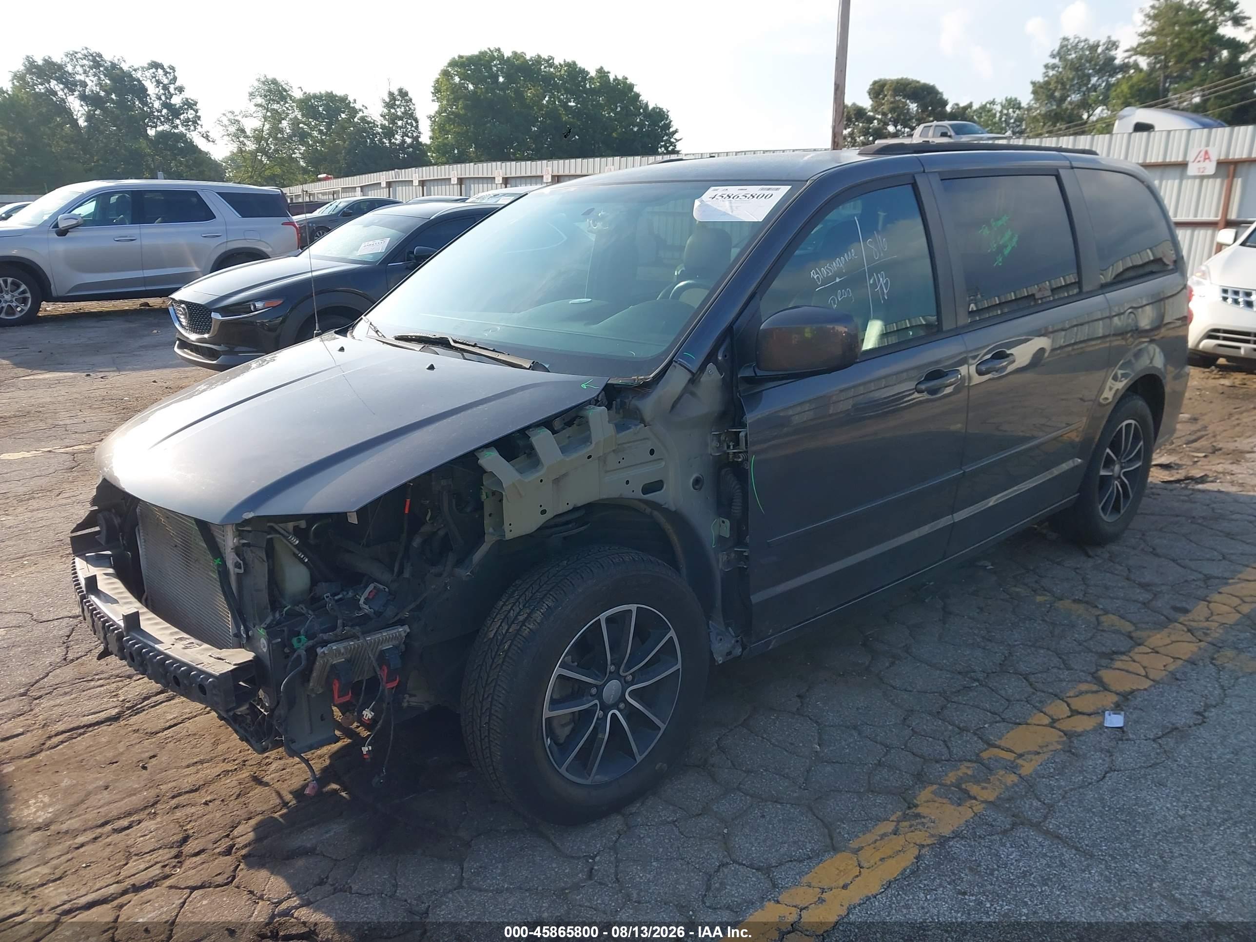 2017 DODGE GRAND CARAVAN GT — I2