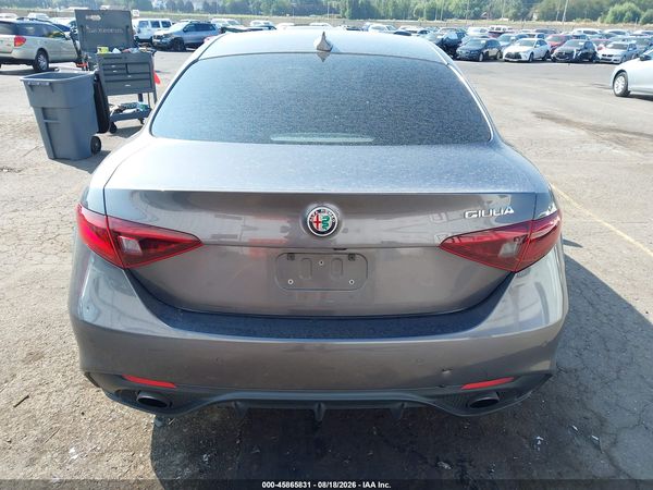 2018 ALFA ROMEO GIULIA RWD