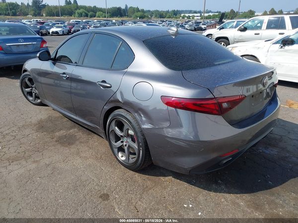 2018 ALFA ROMEO GIULIA RWD