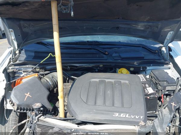 2016 DODGE GRAND CARAVAN SE — I10