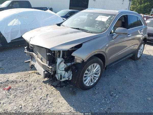 2024 CADILLAC XT4 FWD LUXURY