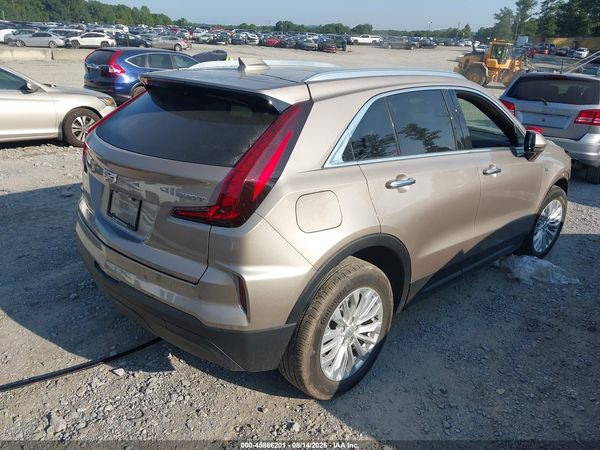 2024 CADILLAC XT4 FWD LUXURY