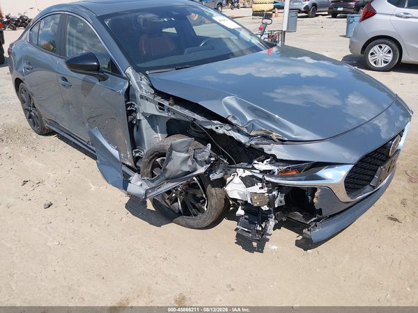 2022 MAZDA MAZDA3 CARBON EDITION