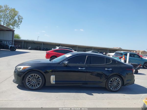 2018 KIA STINGER