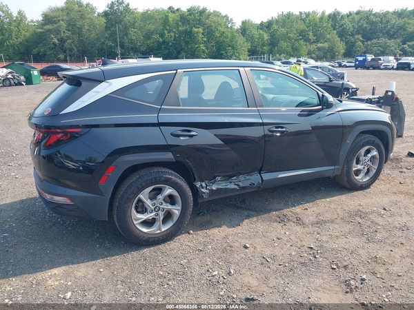 2022 HYUNDAI TUCSON SE