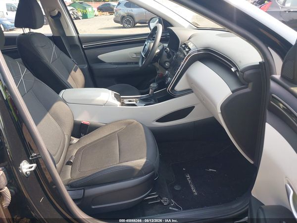 2022 HYUNDAI TUCSON SE
