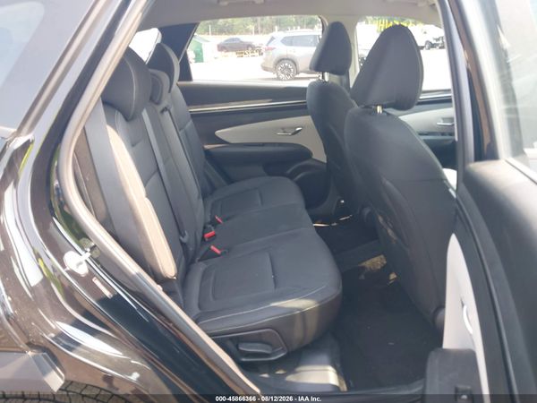 2022 HYUNDAI TUCSON SE