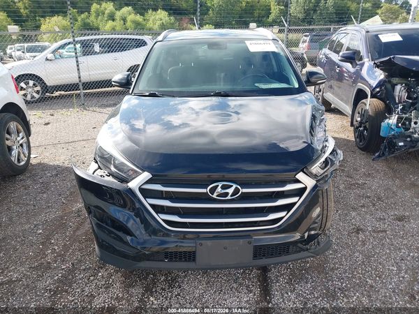 2017 HYUNDAI TUCSON SE PLUS