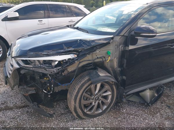 2017 HYUNDAI TUCSON SE PLUS