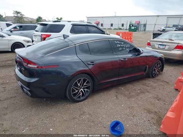 2022 KIA STINGER GT-LINE