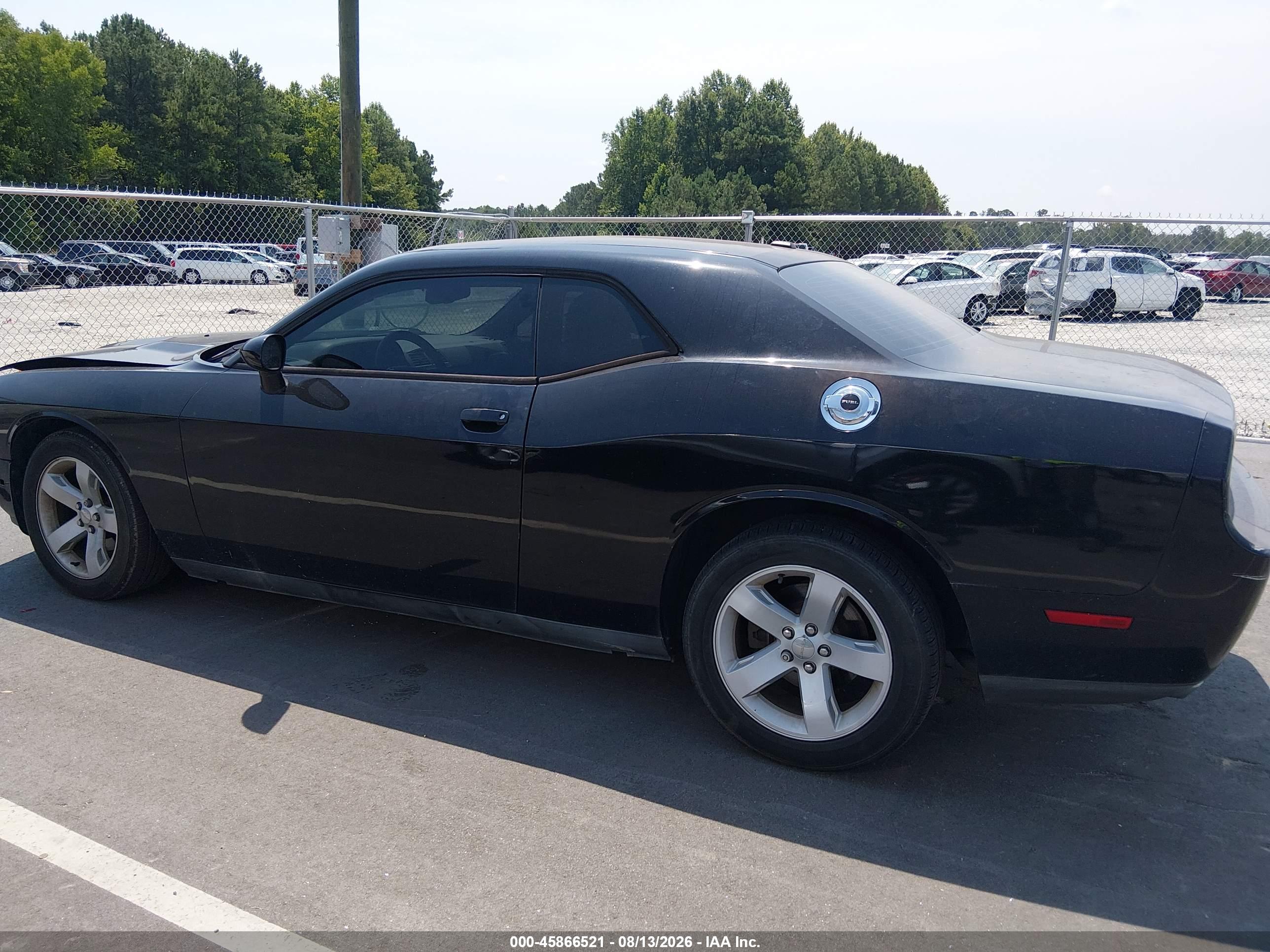 2014 DODGE CHALLENGER SXT