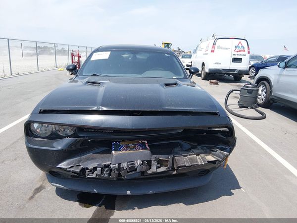 2014 DODGE CHALLENGER SXT