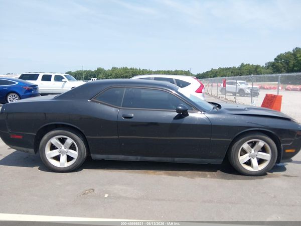 2014 DODGE CHALLENGER SXT