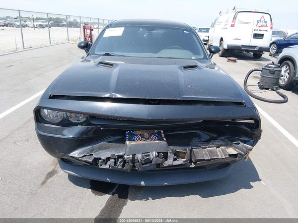 2014 DODGE CHALLENGER SXT