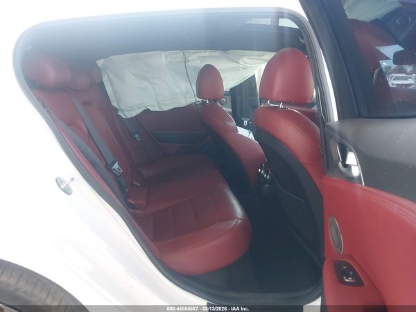 2021 KIA STINGER GT2