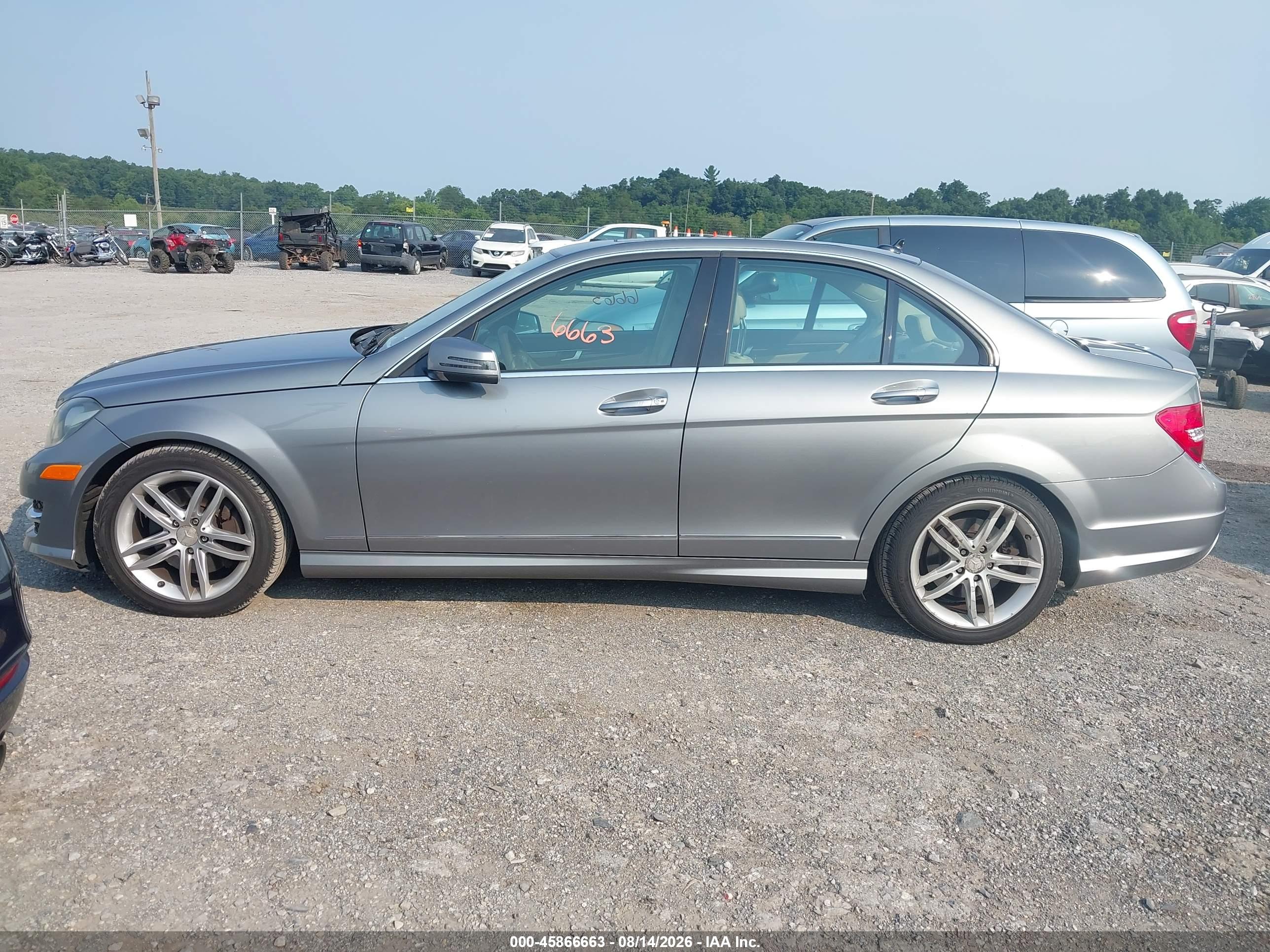 2013 MERCEDES-BENZ C 300 SPORT 4MATIC
