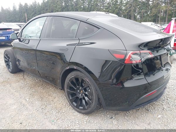 2024 TESLA MODEL Y