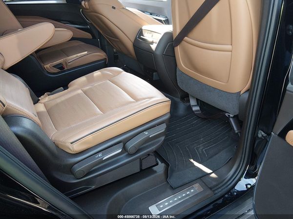 2025 CADILLAC ESCALADE PREMIUM LUXURY