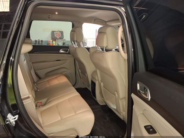 2018 JEEP GRAND CHEROKEE LAREDO E 4X4