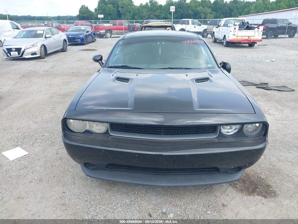 2013 DODGE CHALLENGER SXT — I115