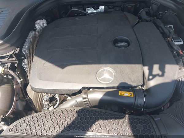 2020 MERCEDES-BENZ GLC 300 4MATIC — I10