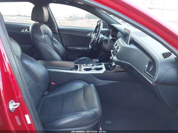 2018 KIA STINGER GT2