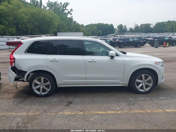 2021 VOLVO XC90 T6 MOMENTUM 7 PASSENGER