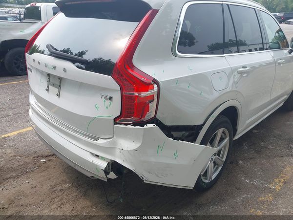 2021 VOLVO XC90 T6 MOMENTUM 7 PASSENGER