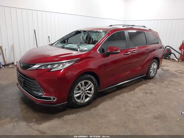 2024 TOYOTA SIENNA — I2