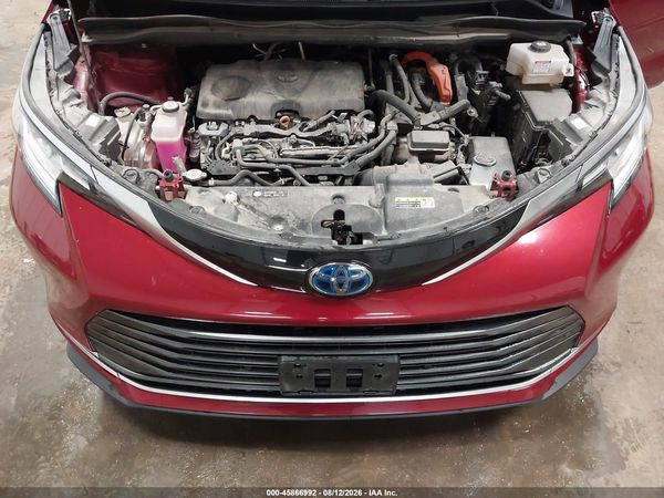 2024 TOYOTA SIENNA LIMITED — I10