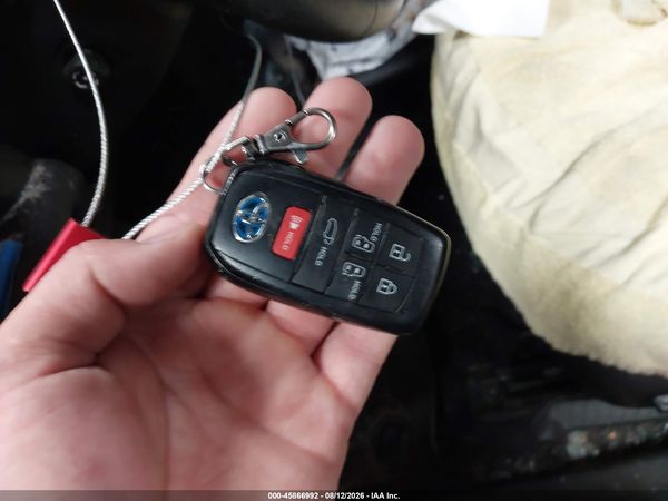2024 TOYOTA SIENNA LIMITED — I11