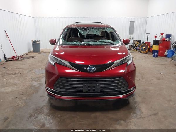 2024 TOYOTA SIENNA LIMITED — I115
