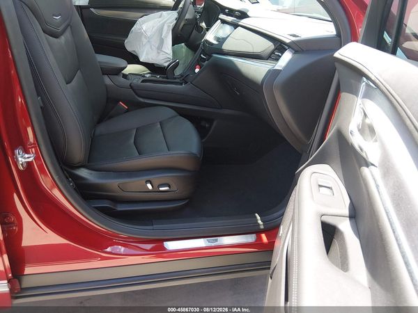 2025 CADILLAC XT6 FWD LUXURY