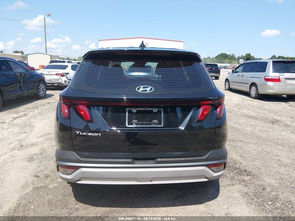 2025 HYUNDAI TUCSON SE