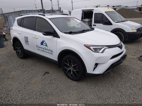 2018 TOYOTA RAV4 SE