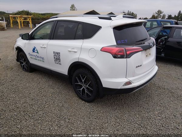 2018 TOYOTA RAV4 SE