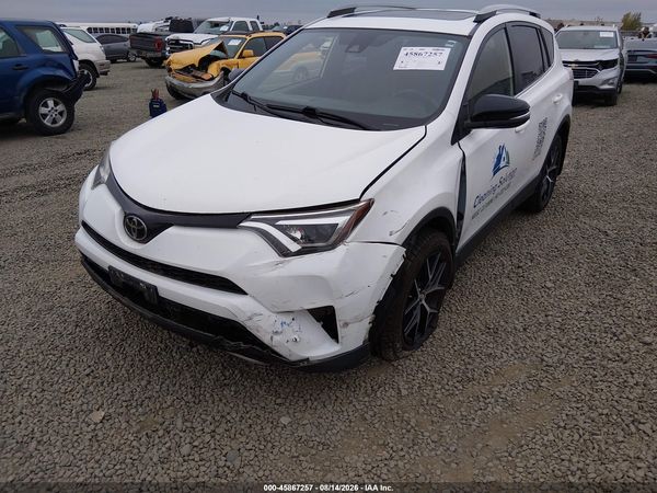 2018 TOYOTA RAV4 SE
