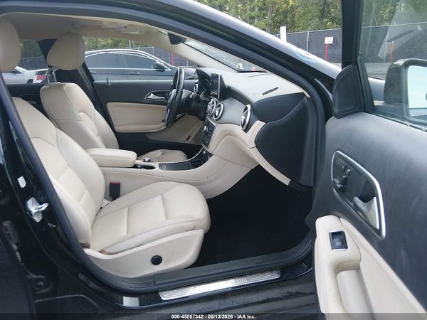 2015 MERCEDES-BENZ GLA 250 4MATIC