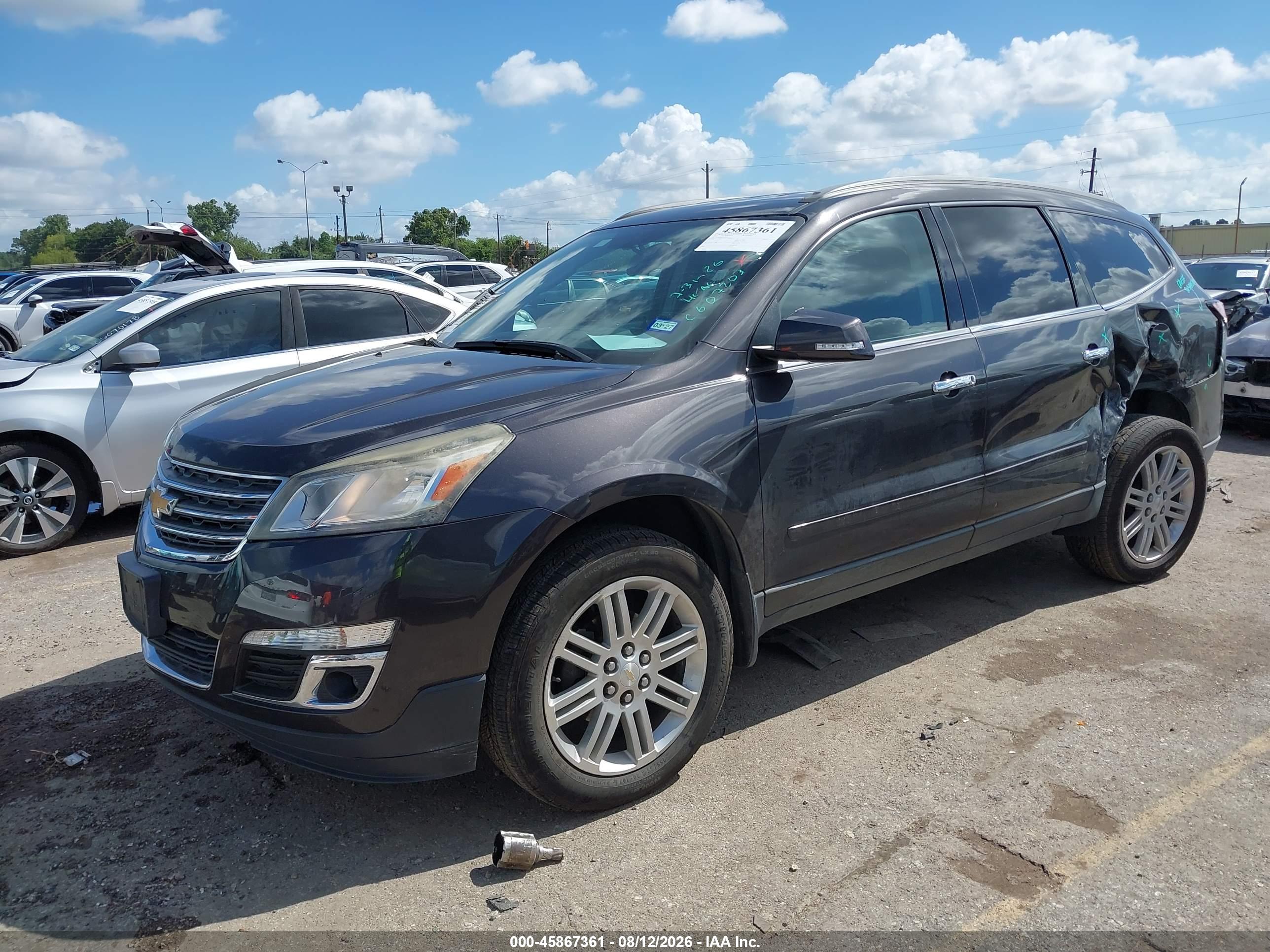 2013 CHEVROLET TRAVERSE 1LT — I2