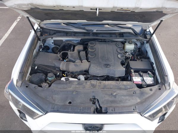 2019 TOYOTA 4RUNNER SR5