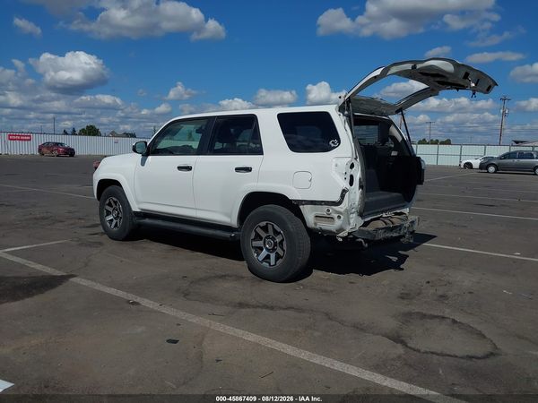 2019 TOYOTA 4RUNNER SR5