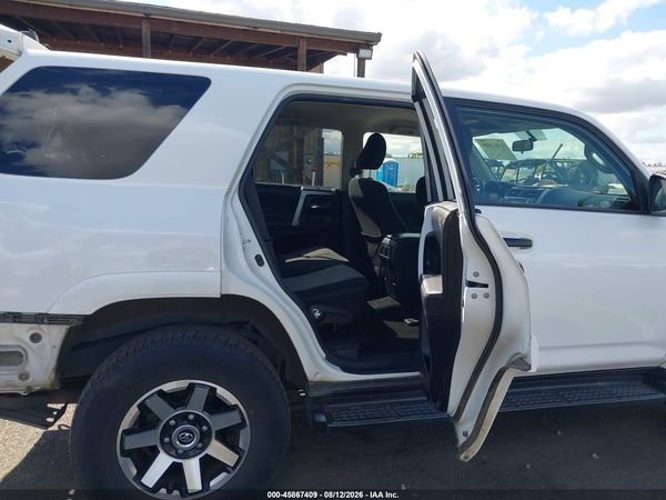 2019 TOYOTA 4RUNNER SR5