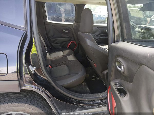 2016 JEEP RENEGADE TRAILHAWK — I8