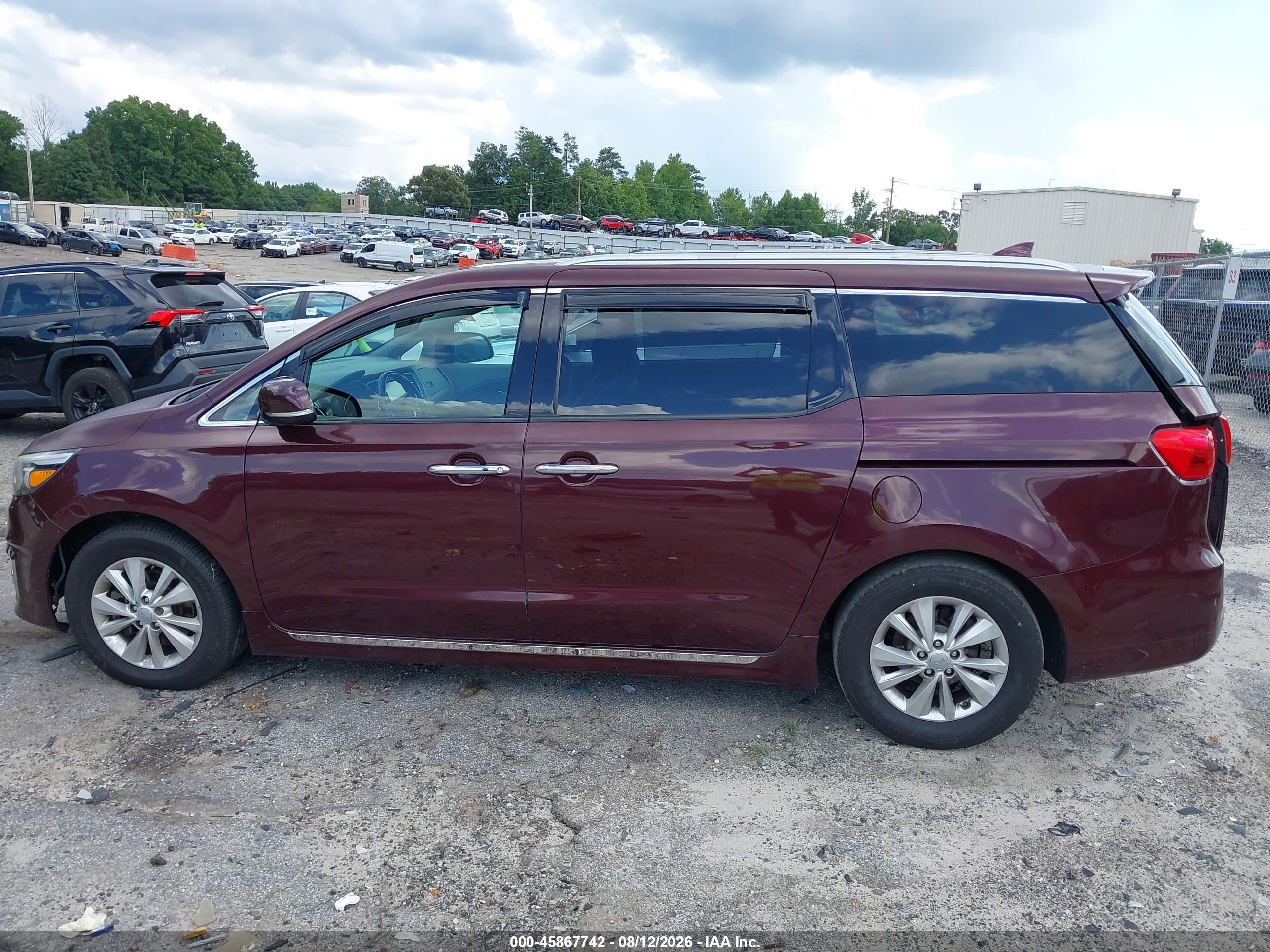 2017 KIA SEDONA SX LUXURY