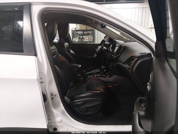 2021 JEEP CHEROKEE TRAILHAWK 4X4