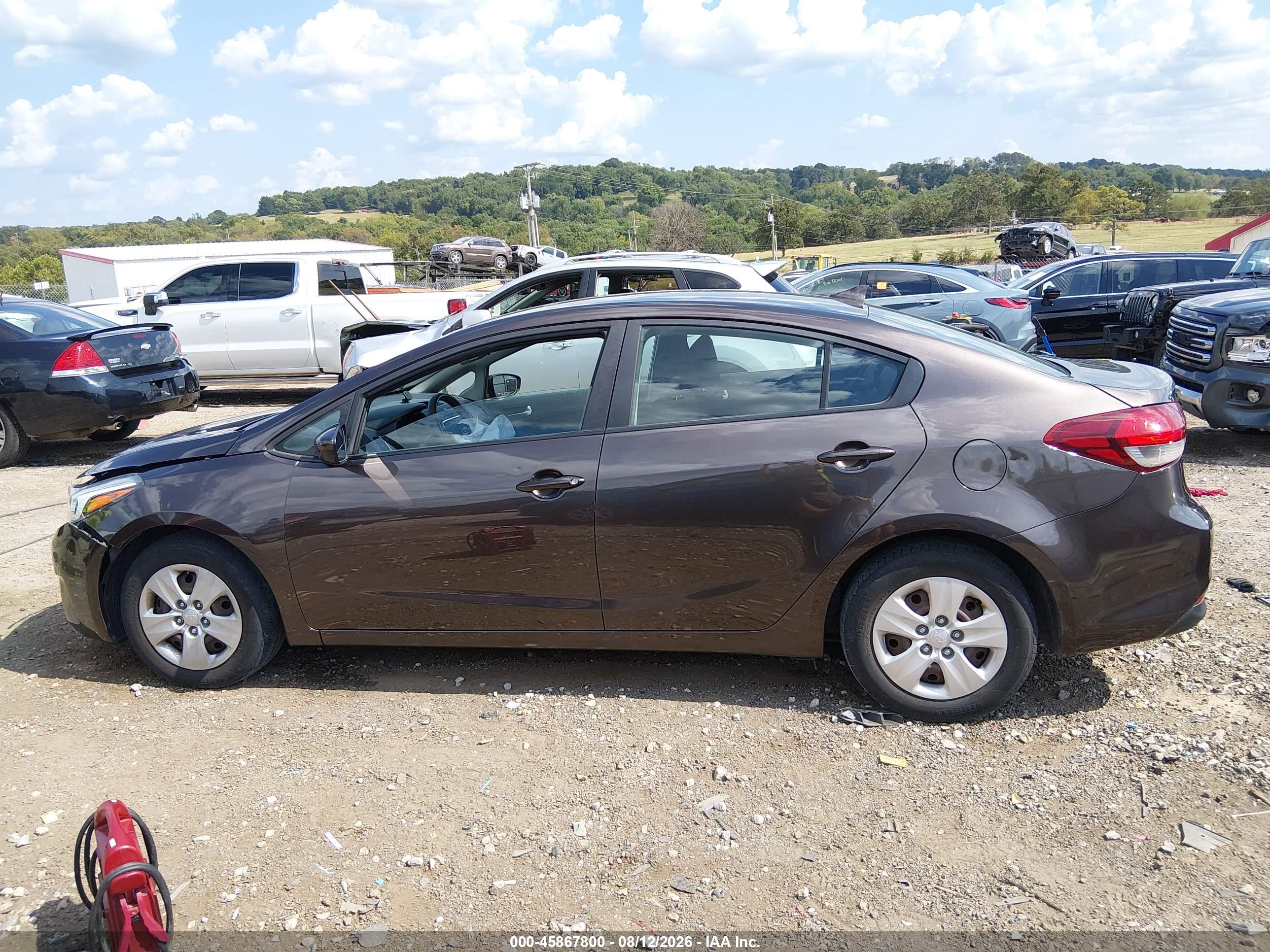 2017 KIA FORTE LX