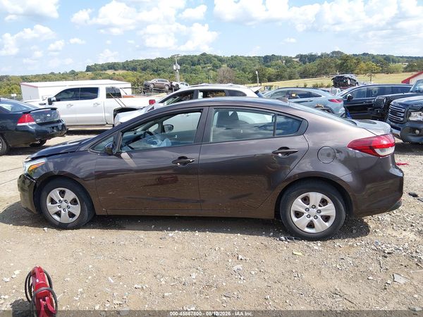 2017 KIA FORTE LX