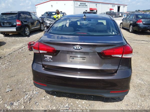 2017 KIA FORTE LX